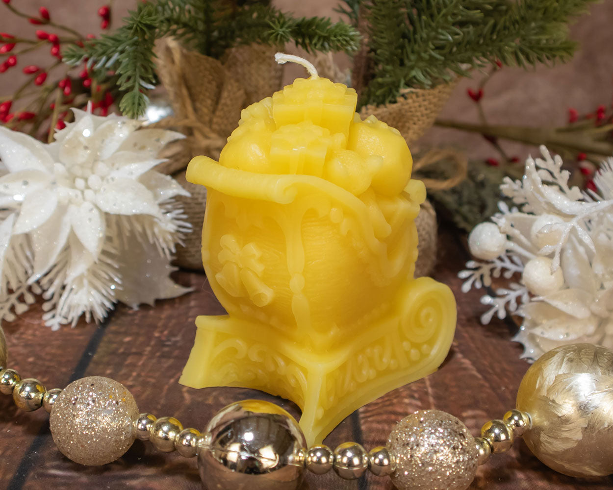 Santa Sleigh Beeswax Novelty Candle